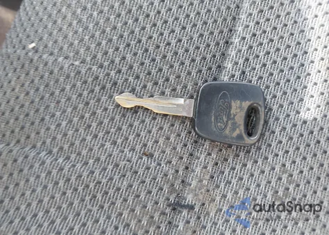 2004 Ford F-150 Heritage Xl/Xlt из США, поврежденный, VIN 2FTRF18204CA84580